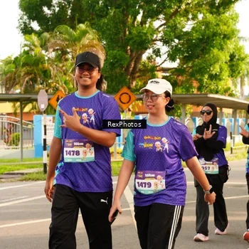 Runner Photo 8207005