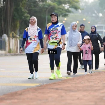 Runner Photo 8207007