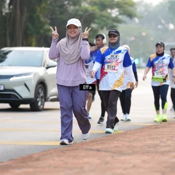 Runner Photo 8207009
