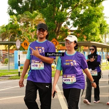 Runner Photo 8207015