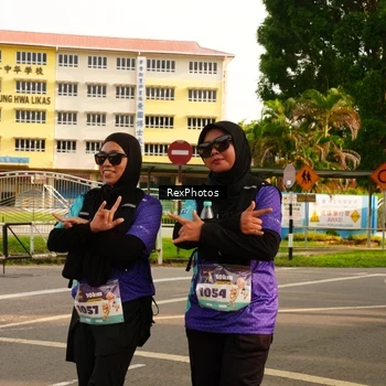 Runner Photo 8207019