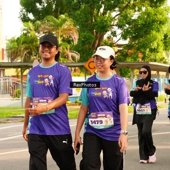 Runner Photo 8207024