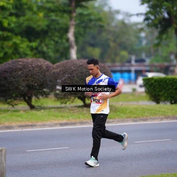 Runner Photo 8207025
