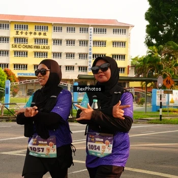 Runner Photo 8207030