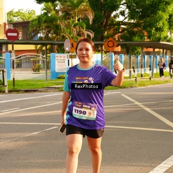 Runner Photo 8207035