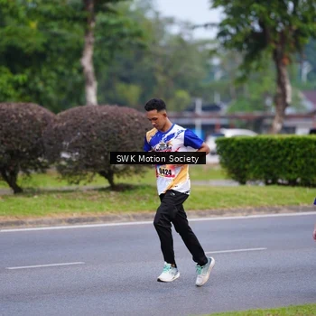 Runner Photo 8207040