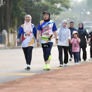 Runner Photo 8207045