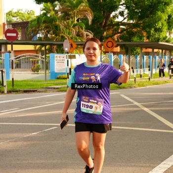 Runner Photo 8207049