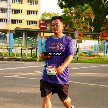 Runner Photo 8207071
