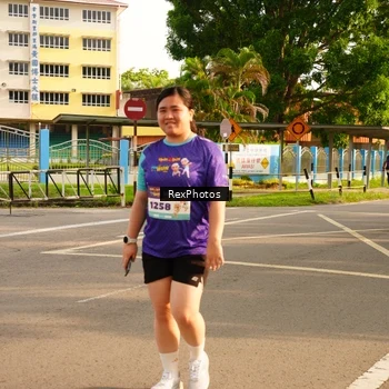 Runner Photo 8207084