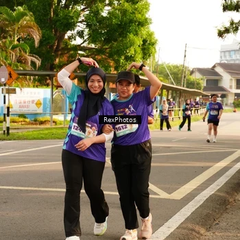 Runner Photo 8207085