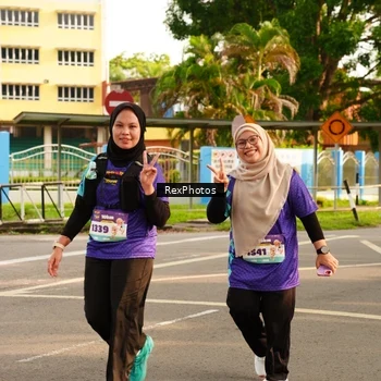 Runner Photo 8207089