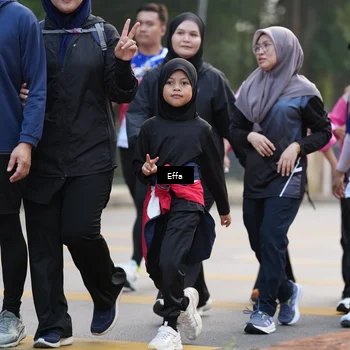 Runner Photo 8207103