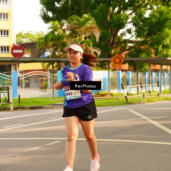 Runner Photo 8207104