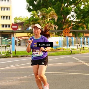 Runner Photo 8207118