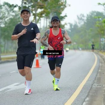 Runner Photo 8207132