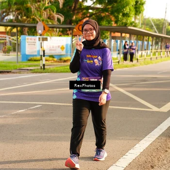 Runner Photo 8207141