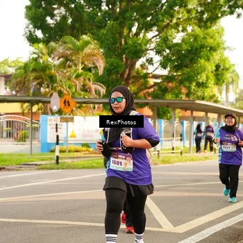 Runner Photo 8207202