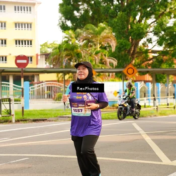 Runner Photo 8207220