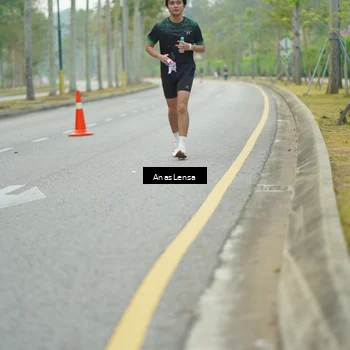 Runner Photo 8207233
