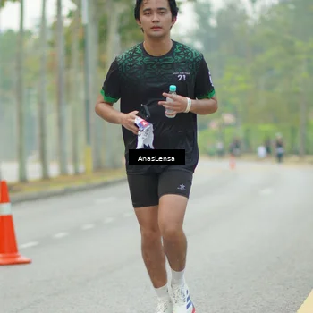 Runner Photo 8207239