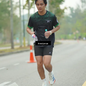 Runner Photo 8207252