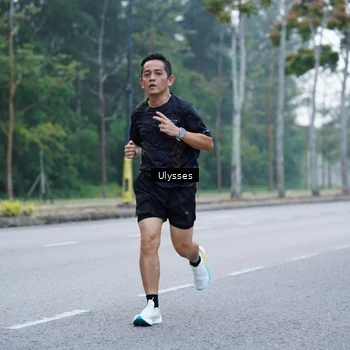 Runner Photo 8207348