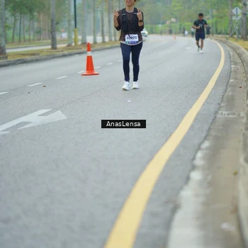 Runner Photo 8207355