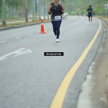 Runner Photo 8207371