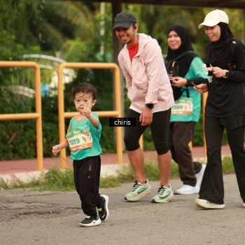 Runner Photo 8207376