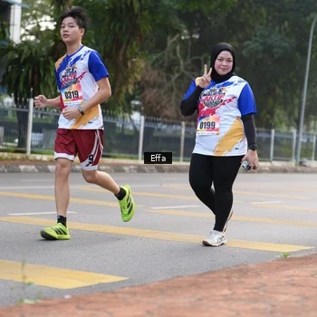 Runner Photo 8207393