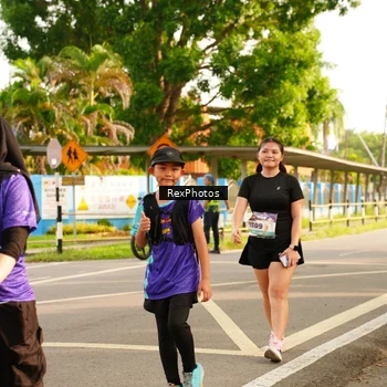 Runner Photo 8207406