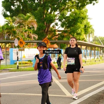 Runner Photo 8207414