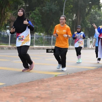 Runner Photo 8207457