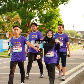 Runner Photo 8207496