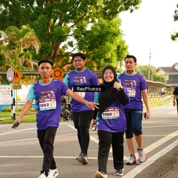 Runner Photo 8207500