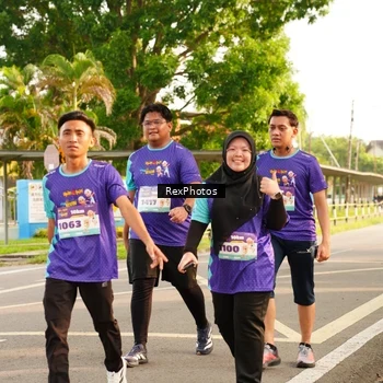Runner Photo 8207507
