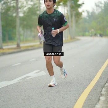 Runner Photo 8207510