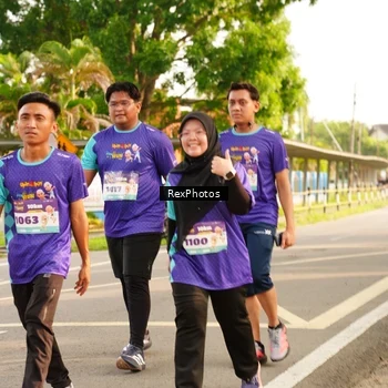 Runner Photo 8207513