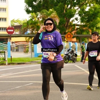 Runner Photo 8207516