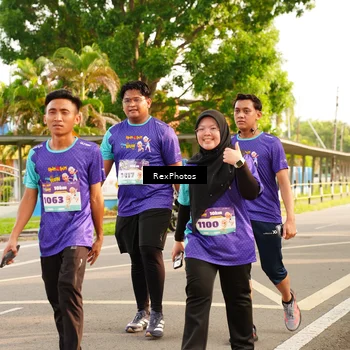 Runner Photo 8207523