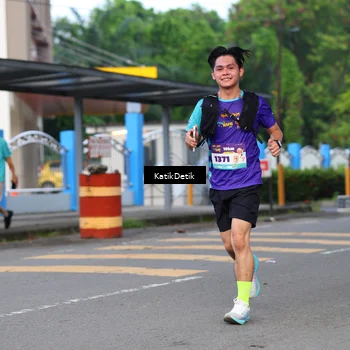 Runner Photo 8207572