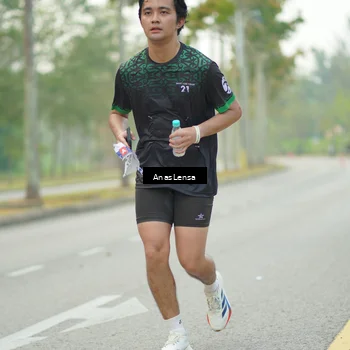 Runner Photo 8207592