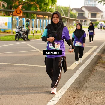 Runner Photo 8207676