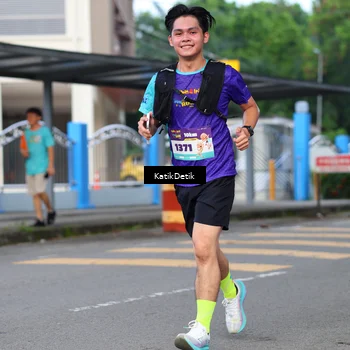 Runner Photo 8207695