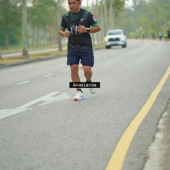 Runner Photo 8207736
