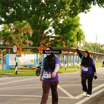 Runner Photo 8207745