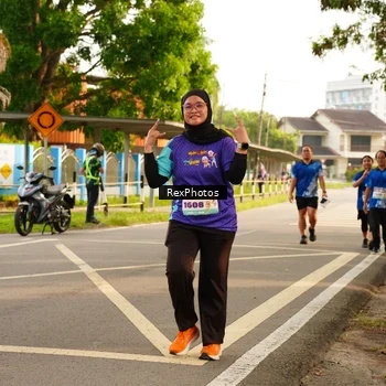 Runner Photo 8207801