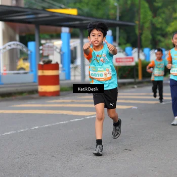 Runner Photo 8207810