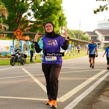 Runner Photo 8207811